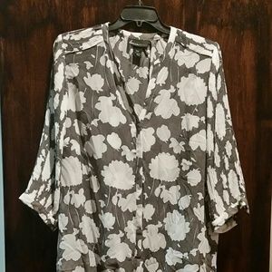 Pretty plus size pleated sleeve top